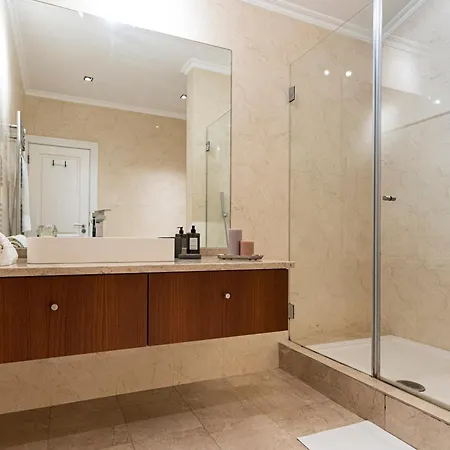 Estrela Duplex With Terrace Апартаменти